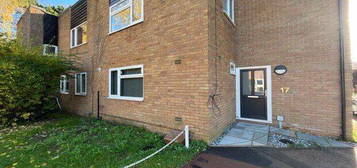 2 bed flat to rent