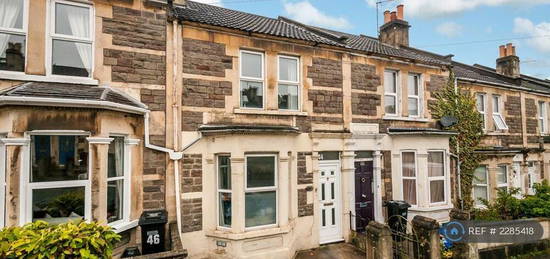 4 bedroom terraced house