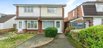 2 bed semi-detached house for sale