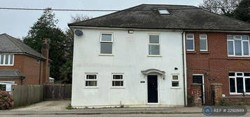 4 bedroom semi-detached house