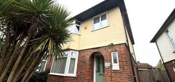 3 bedroom semi-detached house