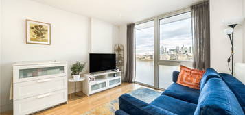 Flat to rent in Jubilee Court, 20 Victoria Parade, London SE10