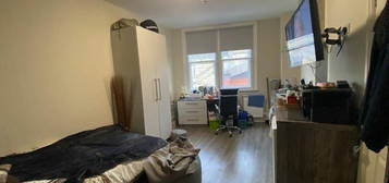 1 bedroom property