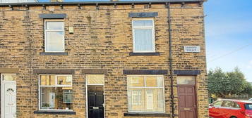 End terrace house for sale in Oakroyd Terrace, Stanningley, Pudsey LS28