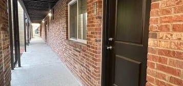 145 Virginia Ave Apt 108, Lexington, KY 40508