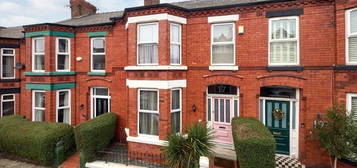 3 bed terraced house for sale