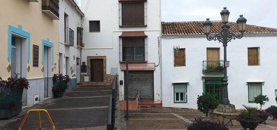 Casa de pueblo en venta en Colmenar