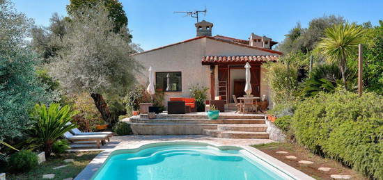 Tourrettes sur Loup, Villa individuelle avec Piscine, Terrain de de 1060 m²