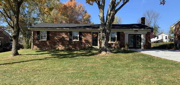 157 Walker Ln, Lawrenceburg, KY 40342