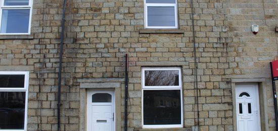 Terraced house to rent in South Street, Rossendale BB4