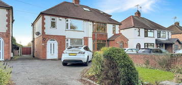 3 bedroom semi-detached house to rent