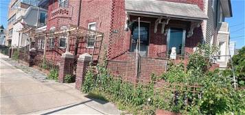 13-41 123rd St, College Point, NY 11356