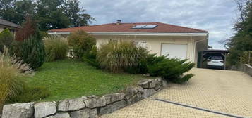 Villa de plain-pied  à vendre, 4 pièces, 3 chambres, 100 m²