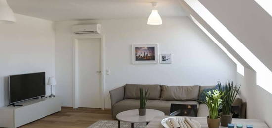 4 Zimmer Dachgeschoss - Maisonette Wohnung nähe Wien Meidling; teilmöbliert