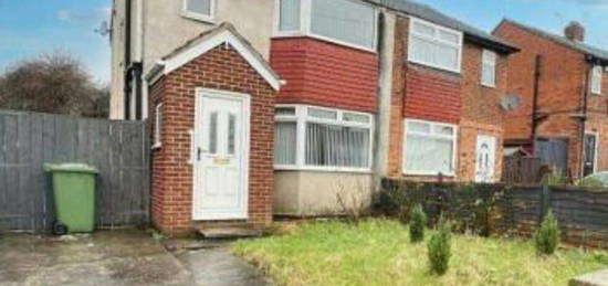 3 bedroom semi-detached house