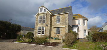 Terraced house to rent in East End, Turnpike Road, Marazion TR17