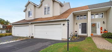 11 Justin Ct, Rensselaer, NY 12144