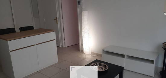 Appartement meublé  à louer, 2 pièces, 1 chambre, 33 m²