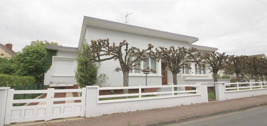 Maison de plain-pied  à vendre, 5 pièces, 3 chambres, 100 m²