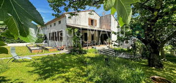 Achat maison 5 pièces 185 m²