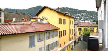 Trilocale via Cigalini 3, Borghi, Como