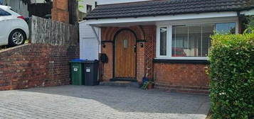 3 bedroom semi-detached house