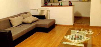 Crangasi | 2 Camere | 10 Minute de Metrou | Balcon | AC | Pet Friendly