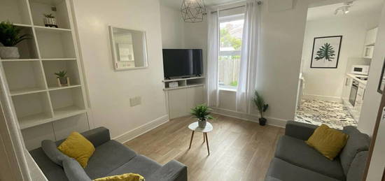 1 bedroom house share