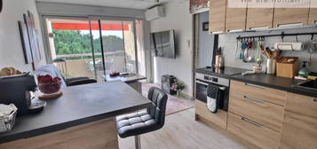 APPARTEMENT T2  CABINE AVEC TERRASSE - 30240 LE GRAU DU ROI