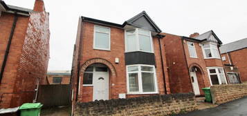 Property to rent in Johnson Road, Nottingham NG7