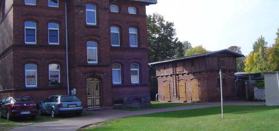 Schoene Albauwohnung mit großem Garten in Loburg