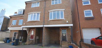 Property to rent in Albert Street, Ramsgate CT119Hg CT11