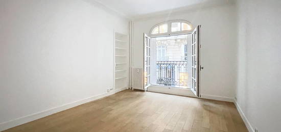 Appartement  à louer, 3 pièces, 2 chambres, 71 m²