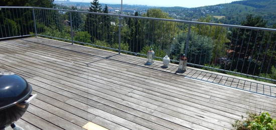 Traumhafter Wienblick am Wolfersberg in Ruhelage - Haus mit Garten, Pool und großer Dachterrasse