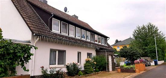 Helle 4-ZKB 106qm-EG-Wohnung mit Garten in Ottbergen - ab 1.10.