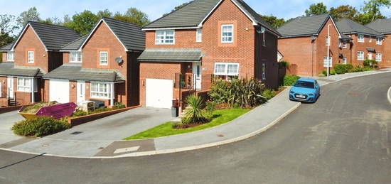 4 bed detached house for sale