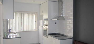 Apartamento T1 remodelado Reboleira