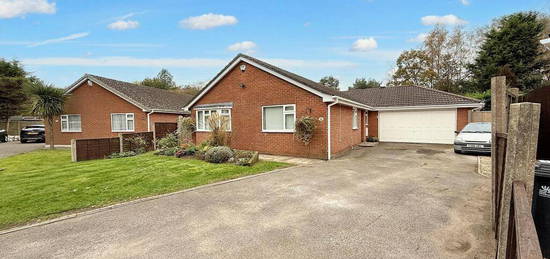 4 bedroom detached bungalow for sale