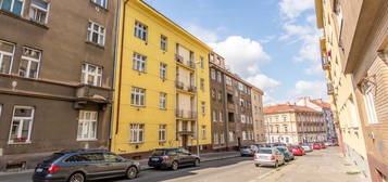 Pronájem bytu 2+kk v družstevním vlastnictví 51 m², Praha 4 - Podolí