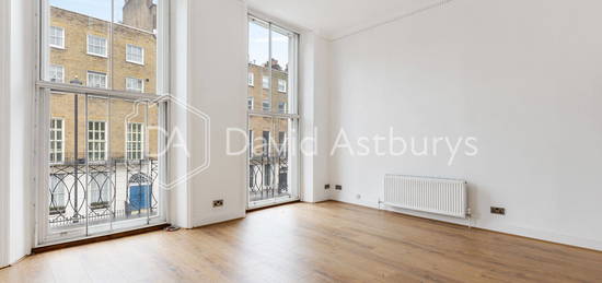 Flat to rent in Gloucester Place, Marylebone, London W1U