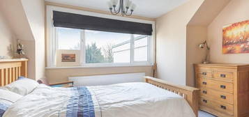 Flat to rent in Sunningfields Road, Hendon NW4