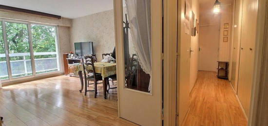 Appartement  à vendre, 3 pièces, 2 chambres, 72 m²