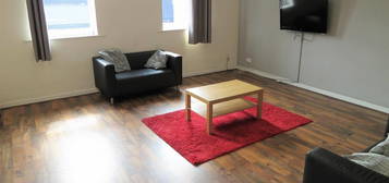 Flat to rent in Copson Street, Withington, Manchester M20