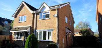 3 bedroom semi-detached house