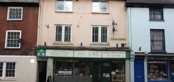 Flat to rent in High Street, Crediton, Devon EX17