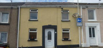 2 bedroom terraced house