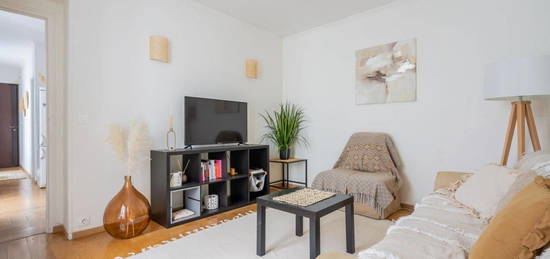 Charmant appartement 3 pièces de 48 m² à Paris