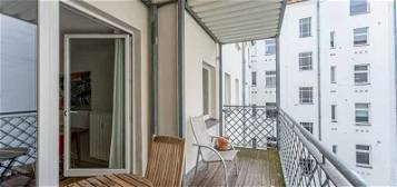 Attractive, vacant 3-room apartment with balcony in the Kollwitz neighborhood