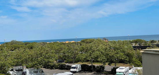 A l'année, studio équipé CAP D'AGDE vue mer