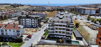 Beylikdüzü Kavakl'da Site İçi 2+1 100 M2 Sıfır Ara Kat Daire